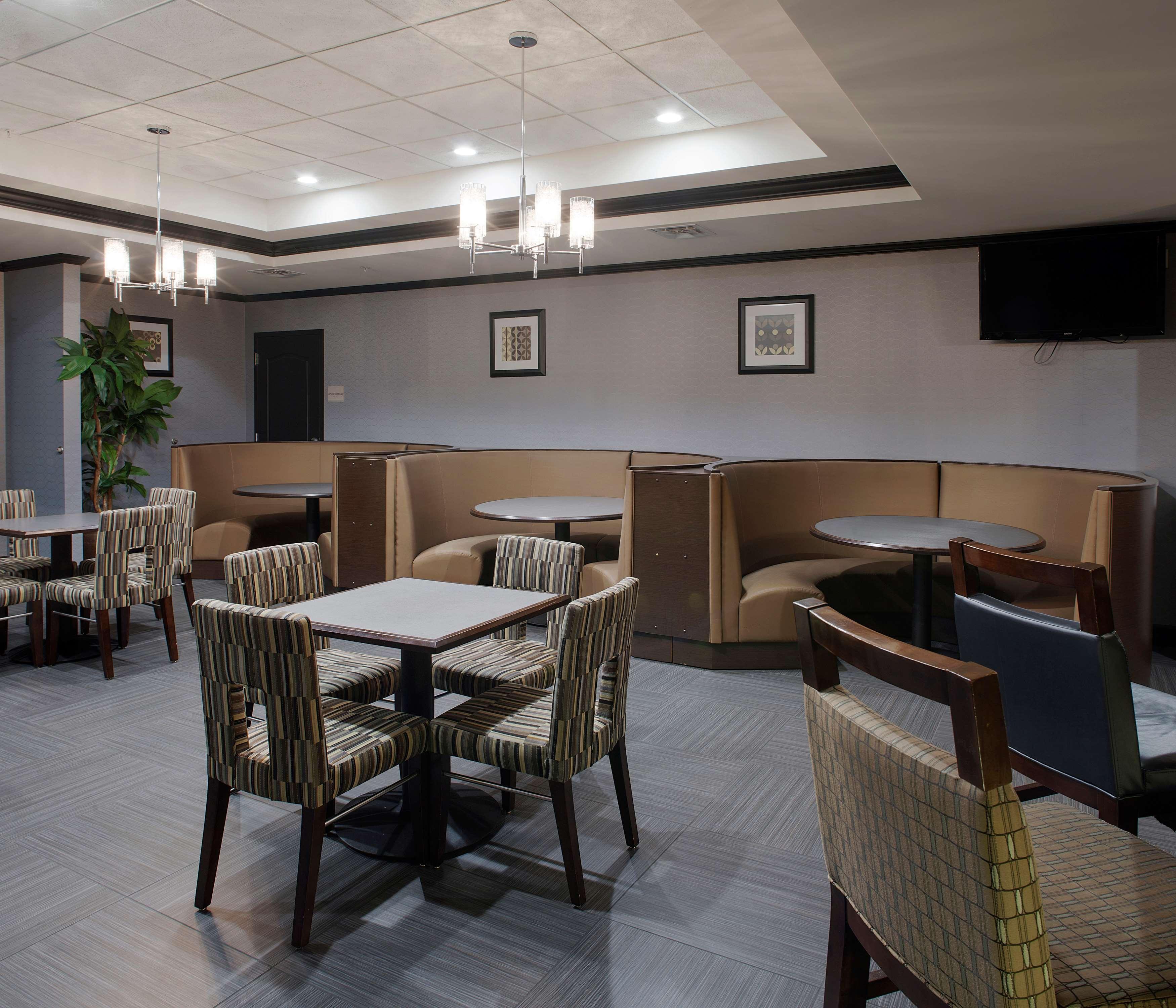 Hilton Garden Inn Джонсборо Екстер'єр фото