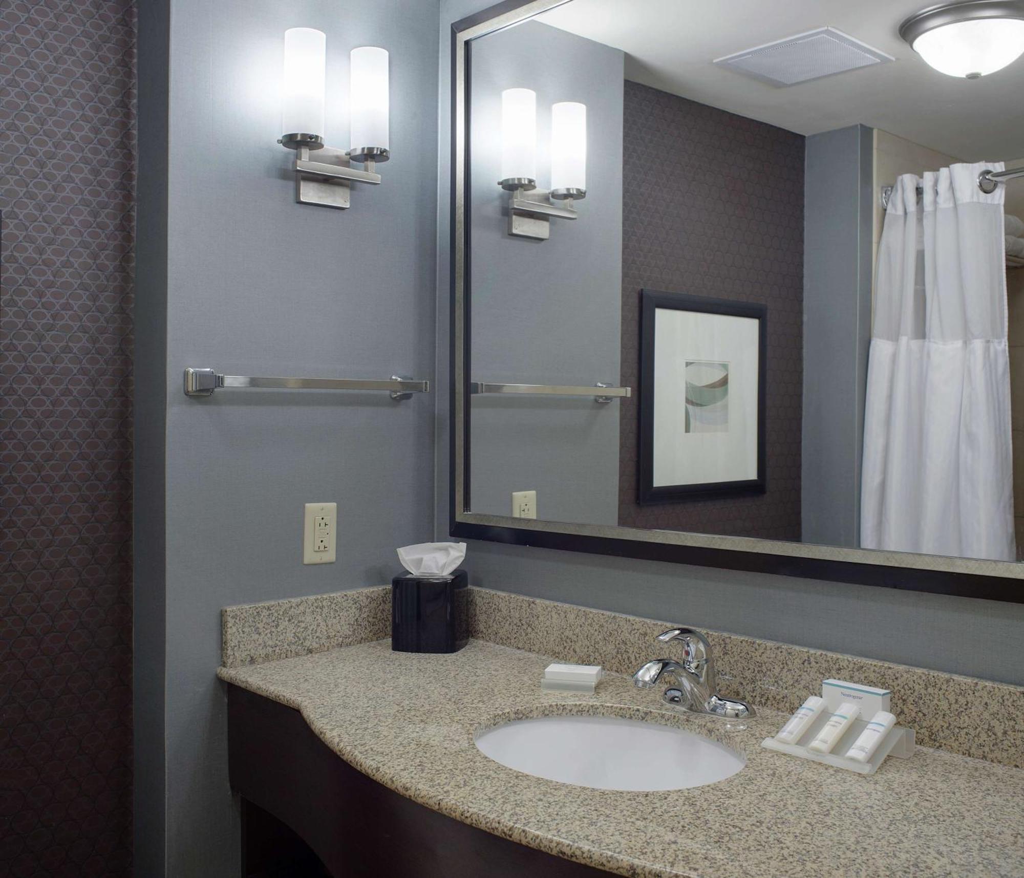 Hilton Garden Inn Джонсборо Екстер'єр фото